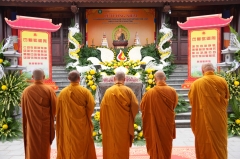 Phật giáo tỉnh Hà Tĩnh tổ chức Đại lễ tưởng niệm Đức vua – Phật hoàng Trần Nhân Tông nhập Niết bàn - Chư vị Tổ sư Nghệ Tĩnh